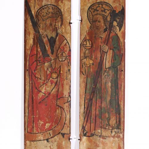 Keskiaikaisen alttarikaapin ovet Korsnäsin kylästä. Marttyyrikuningas Eerik Pyhä (1120–1160) – vasemmalla – kantaa miekkaa ja valtakunnanomenaa. Pyhä Olavi tai Olavi Pyhä (995–1030) kantaa kirvestä, joka on yksi hänen symboleistaan keskiaikaisessa taiteessa. Pyhää Olavia pidetään Pohjolan suosituimpana pyhimyksenä. Valokuva: Pohjanmaan museon arkisto. Valokuvaaja: Sonja Ahola.